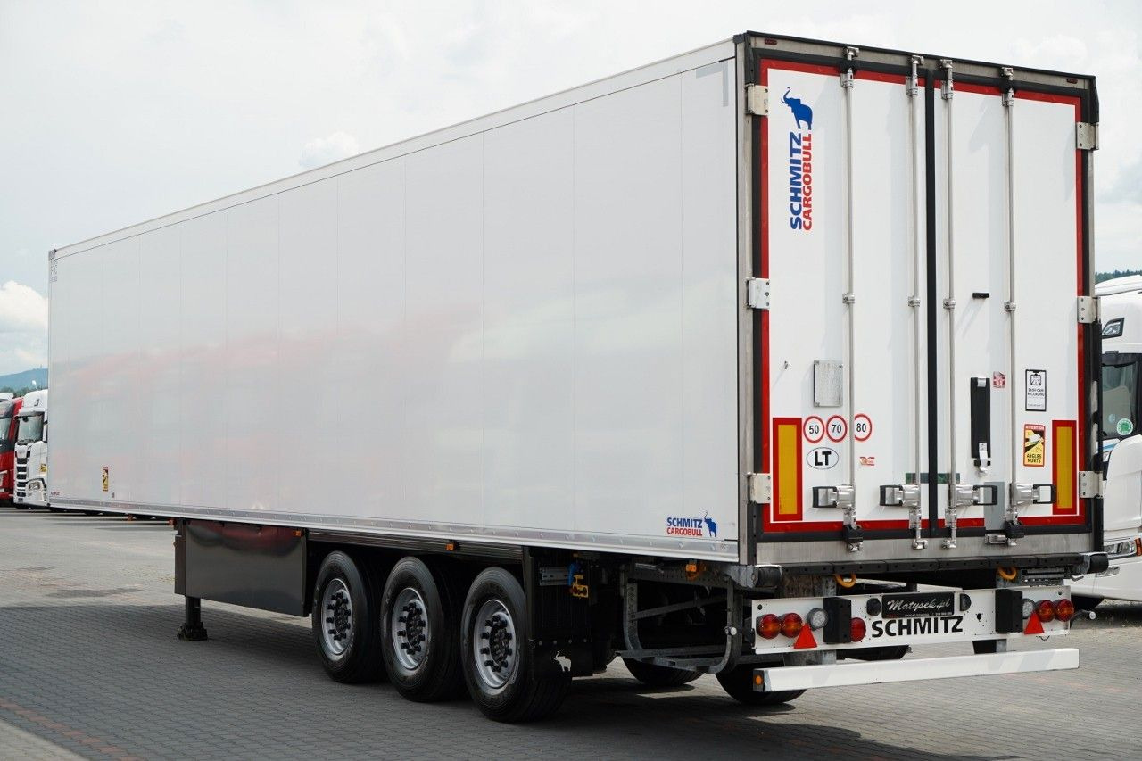 Schmitz Cargobull 023 ROK / CHŁODNIA / THERMO KING SLX 300 / DOPPE - Semirremolque frigorífico: foto 3 Schmitz Cargobull 023 ROK / CHŁODNIA / THERMO KING SLX 300 / DOPPE - Semirremolque frigorífico: foto 3