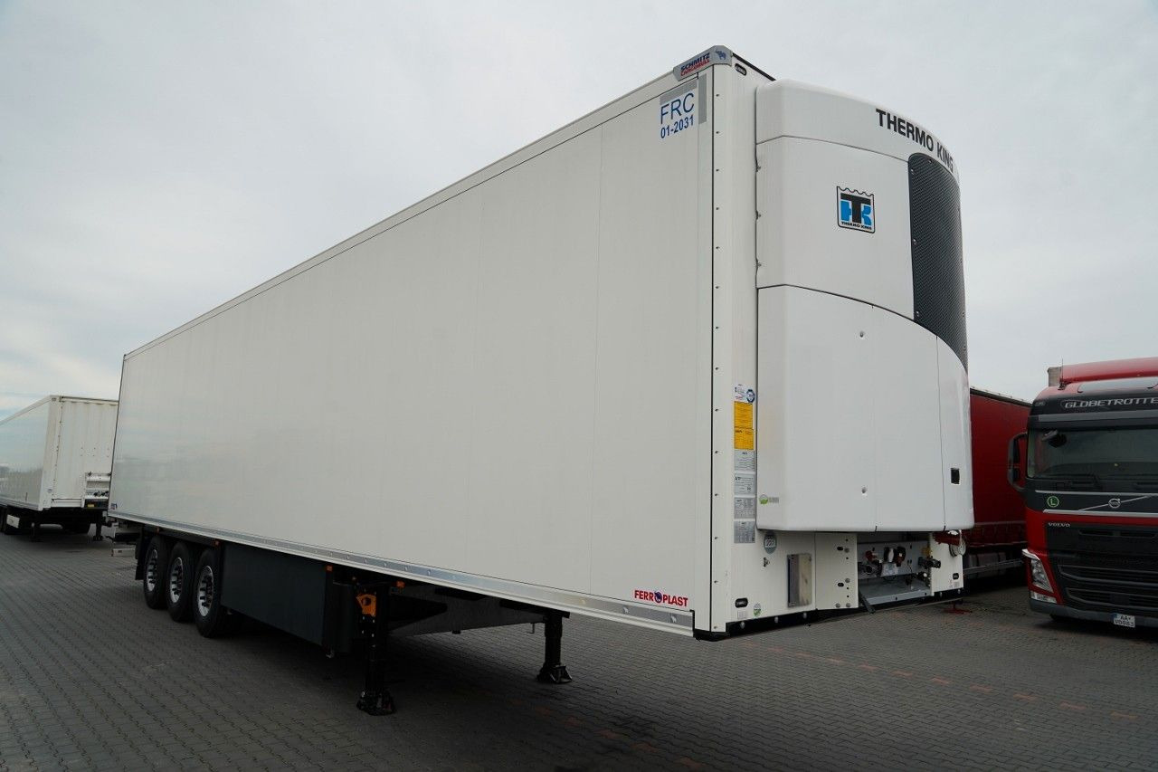 Schmitz Cargobull / CHŁODNIA / THERMO KING SLX 300 / DOPPELSTOCK / - Semirremolque frigorífico: foto 2 Schmitz Cargobull / CHŁODNIA / THERMO KING SLX 300 / DOPPELSTOCK / - Semirremolque frigorífico: foto 2