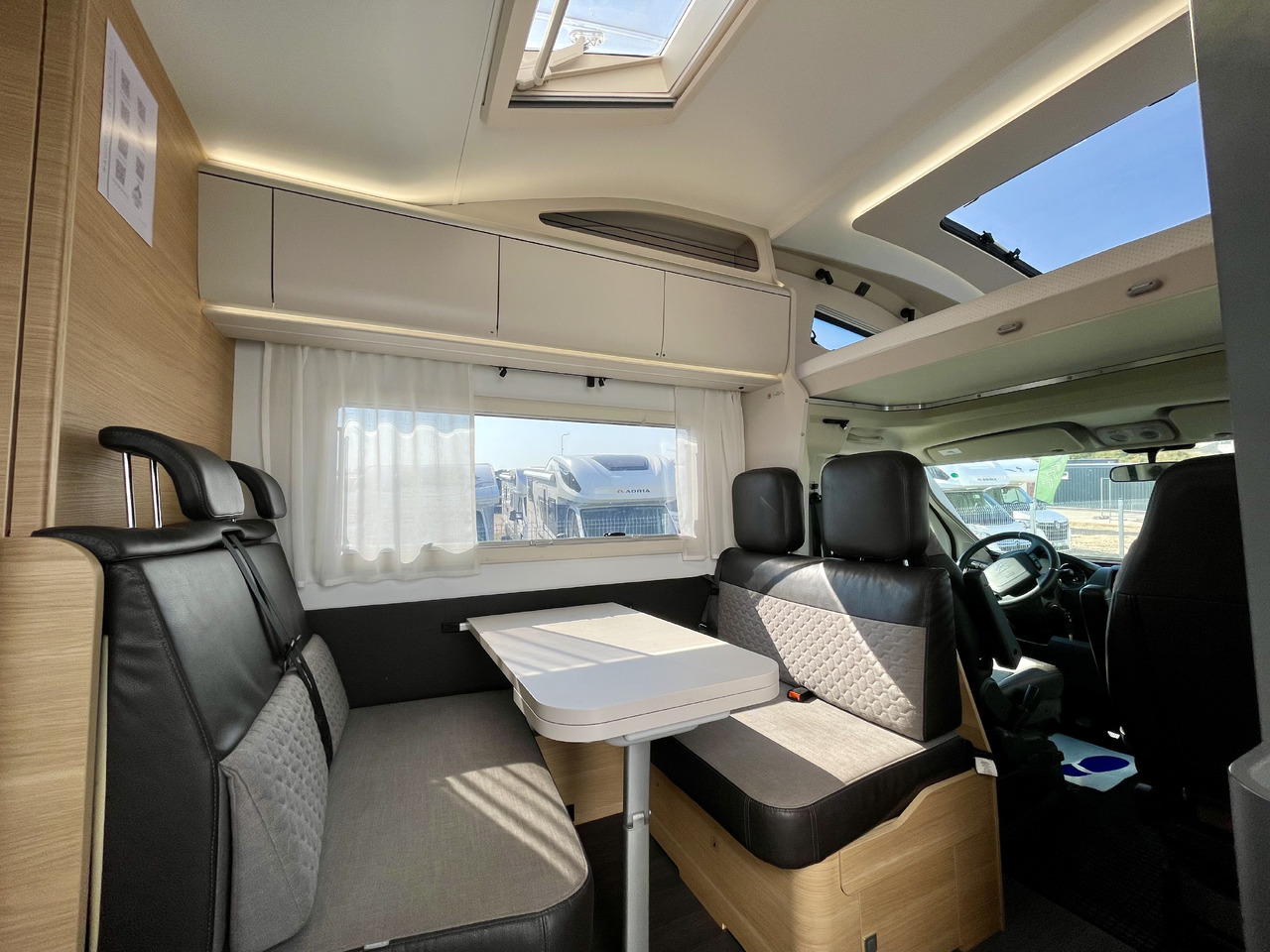 ADRIA  - Autocaravana capuchina: foto 5 ADRIA  - Autocaravana capuchina: foto 5