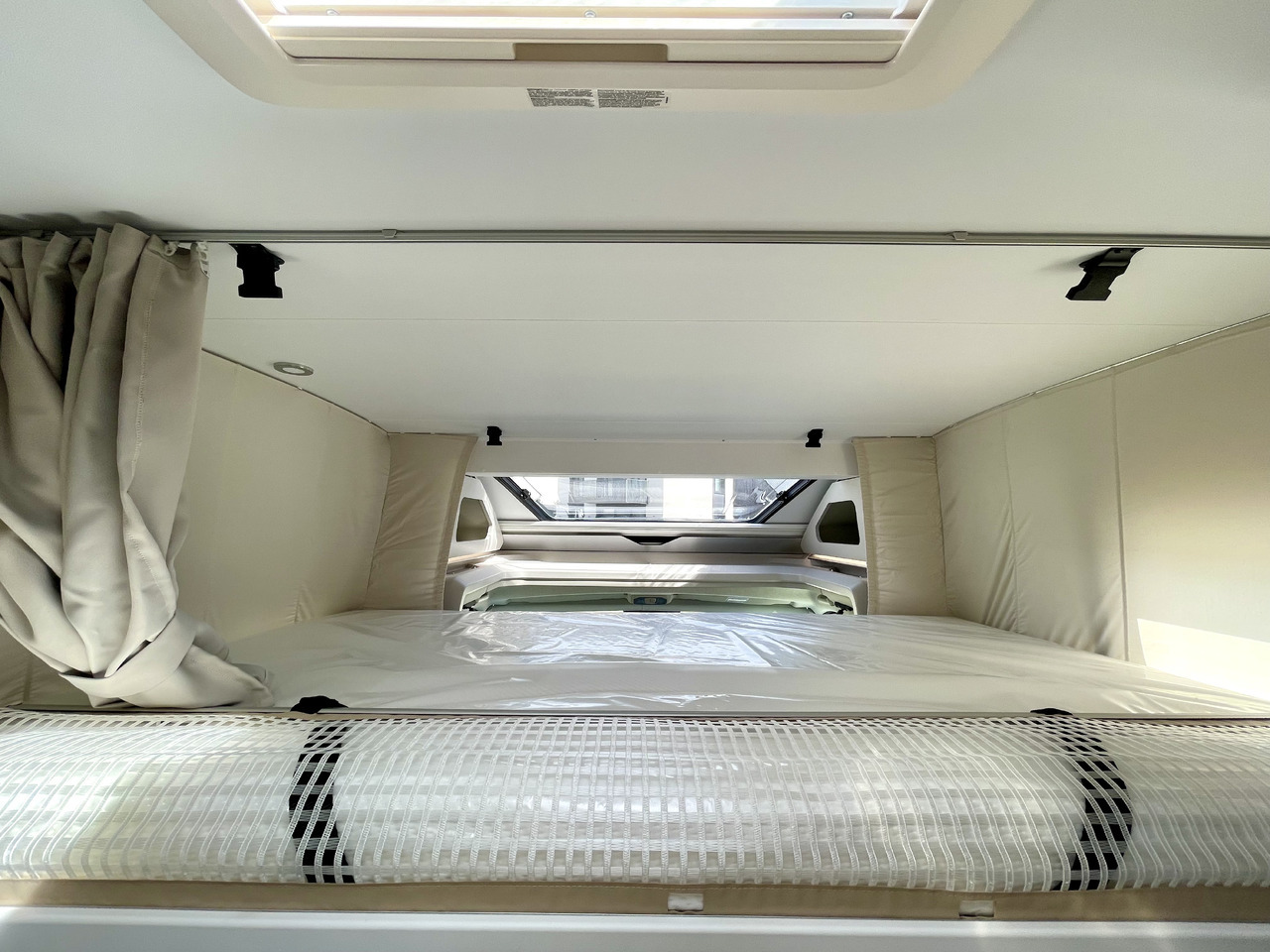 Leasing de ADRIA Matrix 670 SL ADRIA Matrix 670 SL: foto 13