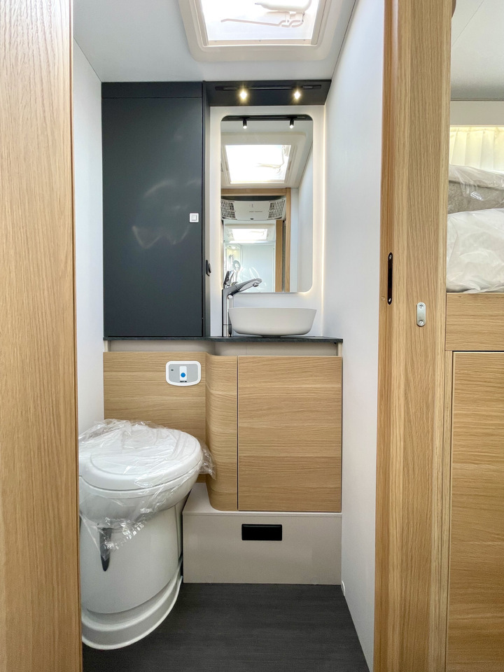 Leasing de ADRIA Matrix 670 SL ADRIA Matrix 670 SL: foto 14