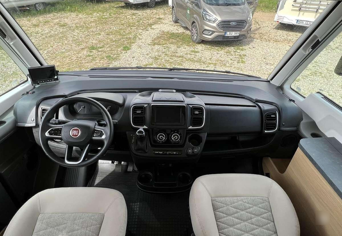 Autocaravana Adria Sonic Plus: foto 13