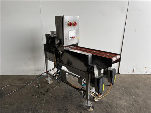 AFT buttering machine - Maquinaria de panadería: foto 1 AFT buttering machine - Maquinaria de panadería: foto 1
