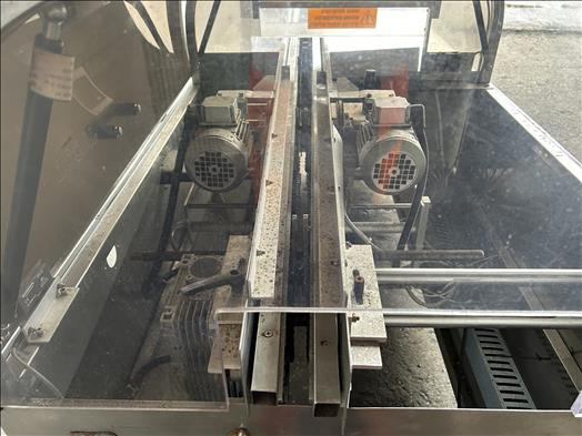 Jacob White TFS Two flap sealer - Maquinaria de embalaje: foto 4 Jacob White TFS Two flap sealer - Maquinaria de embalaje: foto 4