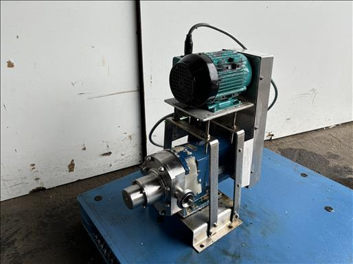 SSP SR-3-027-LS3A Lobe pump - Maquinaria de alimentación: foto 2 SSP SR-3-027-LS3A Lobe pump - Maquinaria de alimentación: foto 2