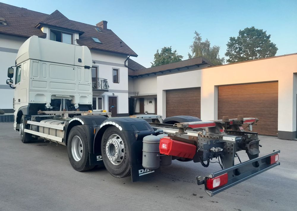 DAF XF 106 450 / BDF RETARDER - Camión chasis: foto 5 DAF XF 106 450 / BDF RETARDER - Camión chasis: foto 5