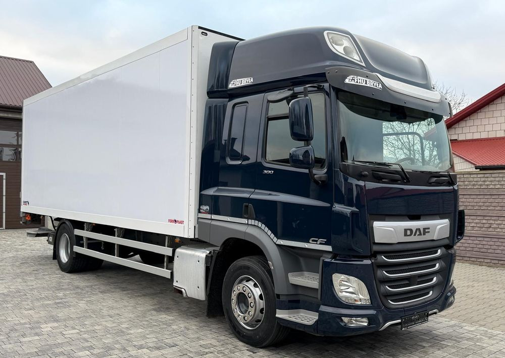 DAF CF 300 / E6 / ACC / SILNIK 10 837 cm3 / IZOTERMA+ WINDA/ 18 PALET / 2020ROK / RETARDER / SPROWADZONY / JAK NOWA - Camión frigorífico: foto 2 DAF CF 300 / E6 / ACC / SILNIK 10 837 cm3 / IZOTERMA+ WINDA/ 18 PALET / 2020ROK / RETARDER / SPROWADZONY / JAK NOWA - Camión frigorífico: foto 2
