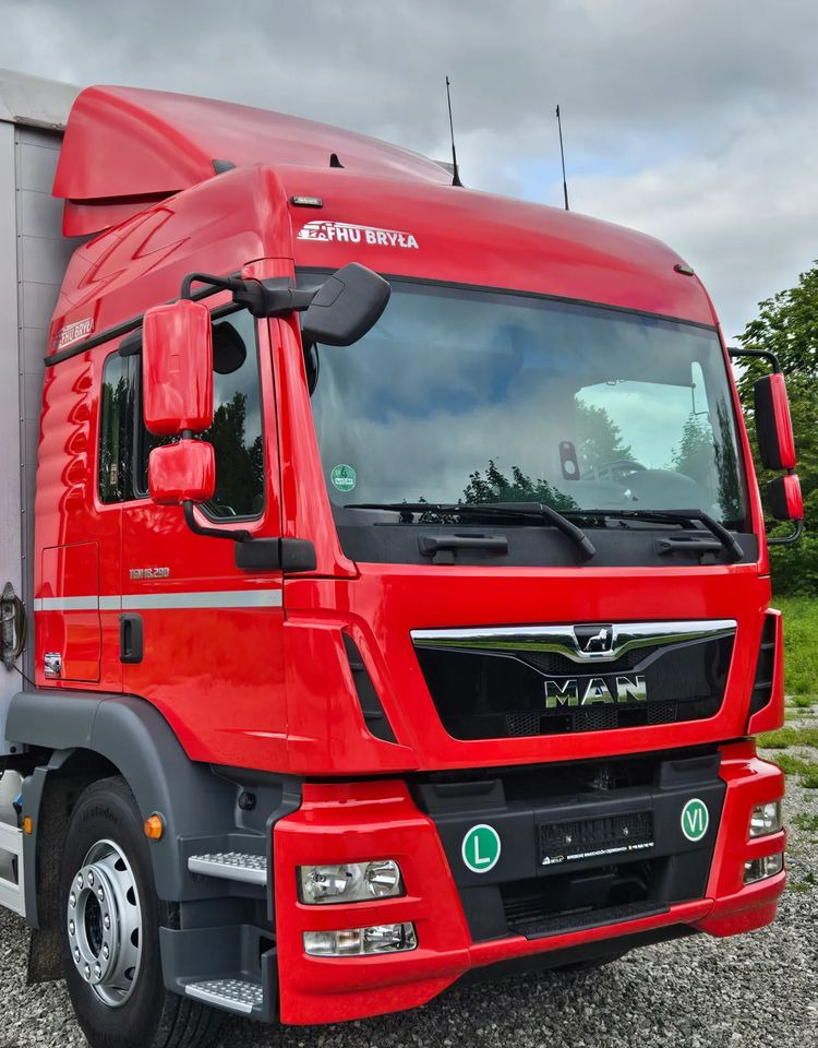 MAN TGM 18.290/15.290/E6/21PALET/9400 ŁADOWNOŚĆ/SERWISOWANY/NISKI PRZEBIEG/WINDA/FIRANKA/SPROWADZONY/2019/NISKI PRZEBIEG/PIERWSZY WŁAŚCICIEL/ - Camión lona: foto 5 MAN TGM 18.290/15.290/E6/21PALET/9400 ŁADOWNOŚĆ/SERWISOWANY/NISKI PRZEBIEG/WINDA/FIRANKA/SPROWADZONY/2019/NISKI PRZEBIEG/PIERWSZY WŁAŚCICIEL/ - Camión lona: foto 5
