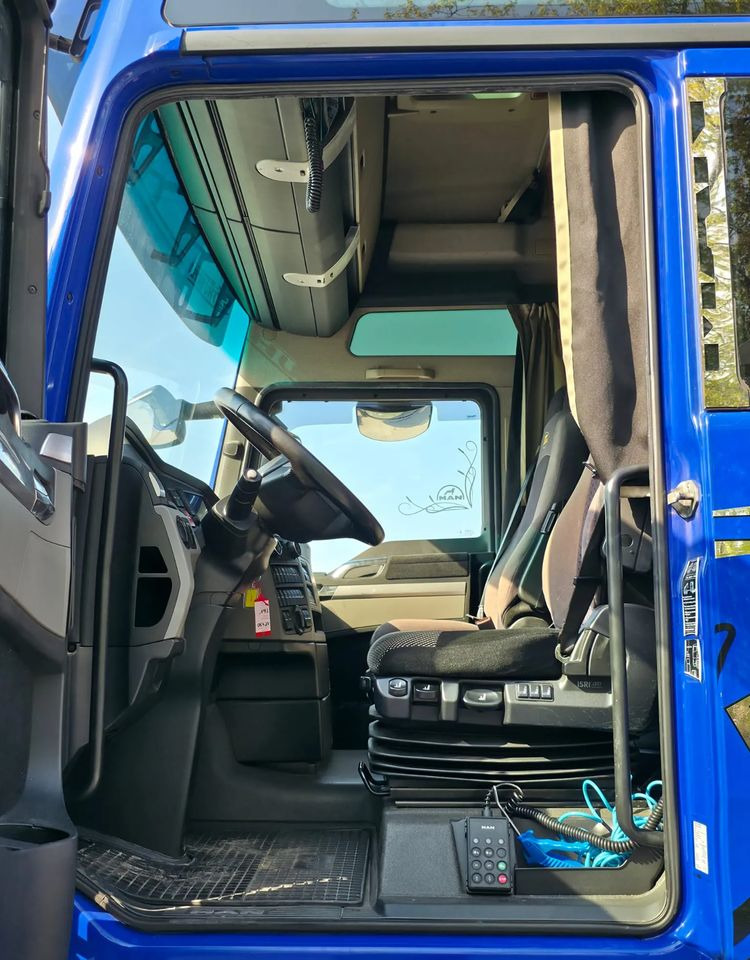 Camión lona MAN TGX 18.430 / FIRANKA / WINDA / KLIMA POSTOJOWA / 300TYŚ PRZEBIEG / 2020 /E6 / KLIMA POSTOJOWA / SPROWADZONY / JAK NOWY / AUTOMAT: foto 19 Camión lona MAN TGX 18.430 / FIRANKA / WINDA / KLIMA POSTOJOWA / 300TYŚ PRZEBIEG / 2020 /E6 / KLIMA POSTOJOWA / SPROWADZONY / JAK NOWY / AUTOMAT: foto 19