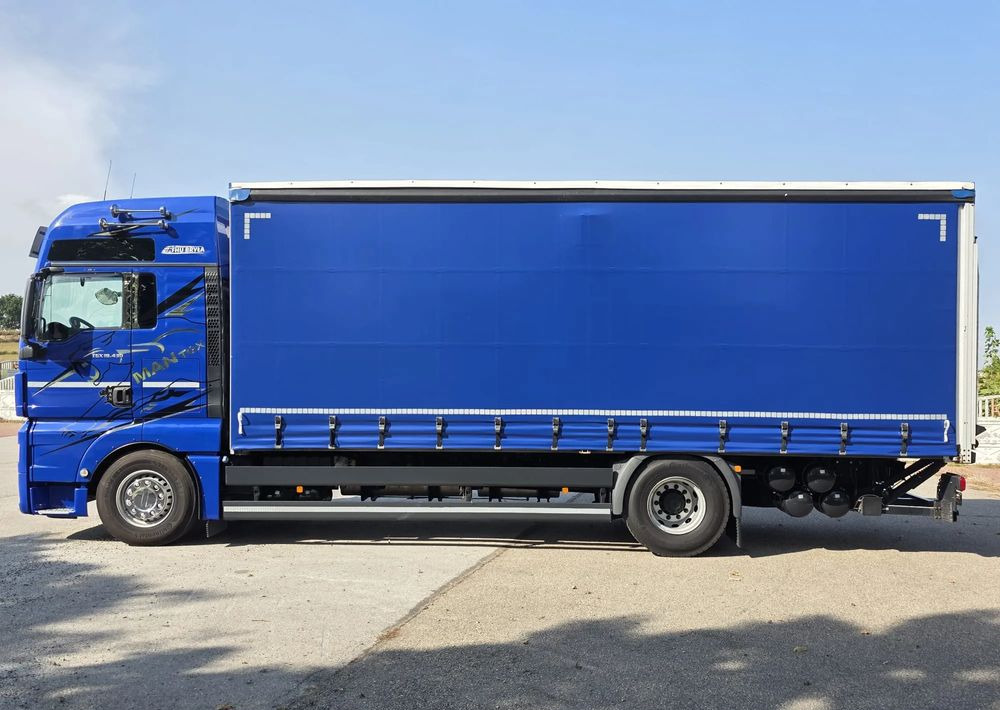 Camión lona MAN TGX 18.430 / FIRANKA / WINDA / KLIMA POSTOJOWA / 300TYŚ PRZEBIEG / 2020 /E6 / KLIMA POSTOJOWA / SPROWADZONY / JAK NOWY / AUTOMAT: foto 6 Camión lona MAN TGX 18.430 / FIRANKA / WINDA / KLIMA POSTOJOWA / 300TYŚ PRZEBIEG / 2020 /E6 / KLIMA POSTOJOWA / SPROWADZONY / JAK NOWY / AUTOMAT: foto 6