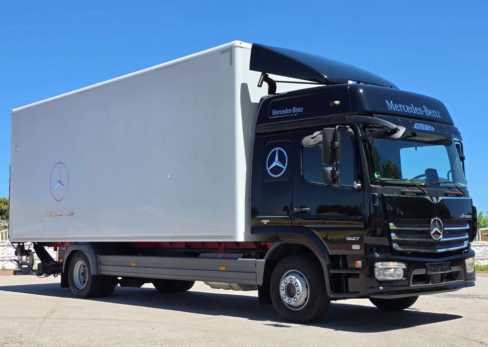 Mercedes-Benz ATEGO 1527/1530/IZOTERMA/WINDA/SPROWADZONY/E6/PIERWSZY WŁAŚCICIEL/AUTOMAT/18EURO PALET/STAN BARDZO DOBRY - Camión frigorífico: foto 2 Mercedes-Benz ATEGO 1527/1530/IZOTERMA/WINDA/SPROWADZONY/E6/PIERWSZY WŁAŚCICIEL/AUTOMAT/18EURO PALET/STAN BARDZO DOBRY - Camión frigorífico: foto 2