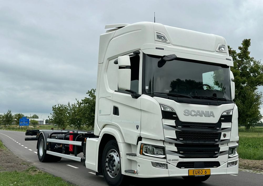 Scania G450 / G410 / BDF / RAMA / E6 / CAŁA NA PODUSZKACH / ROZSTAW OSI 5.5M / LAWETA / DO ŻYWCA / DO BYDŁA / SKÓRY / DO ZABUDOWY / SPROWADZONA - Camión chasis: foto 2 Scania G450 / G410 / BDF / RAMA / E6 / CAŁA NA PODUSZKACH / ROZSTAW OSI 5.5M / LAWETA / DO ŻYWCA / DO BYDŁA / SKÓRY / DO ZABUDOWY / SPROWADZONA - Camión chasis: foto 2