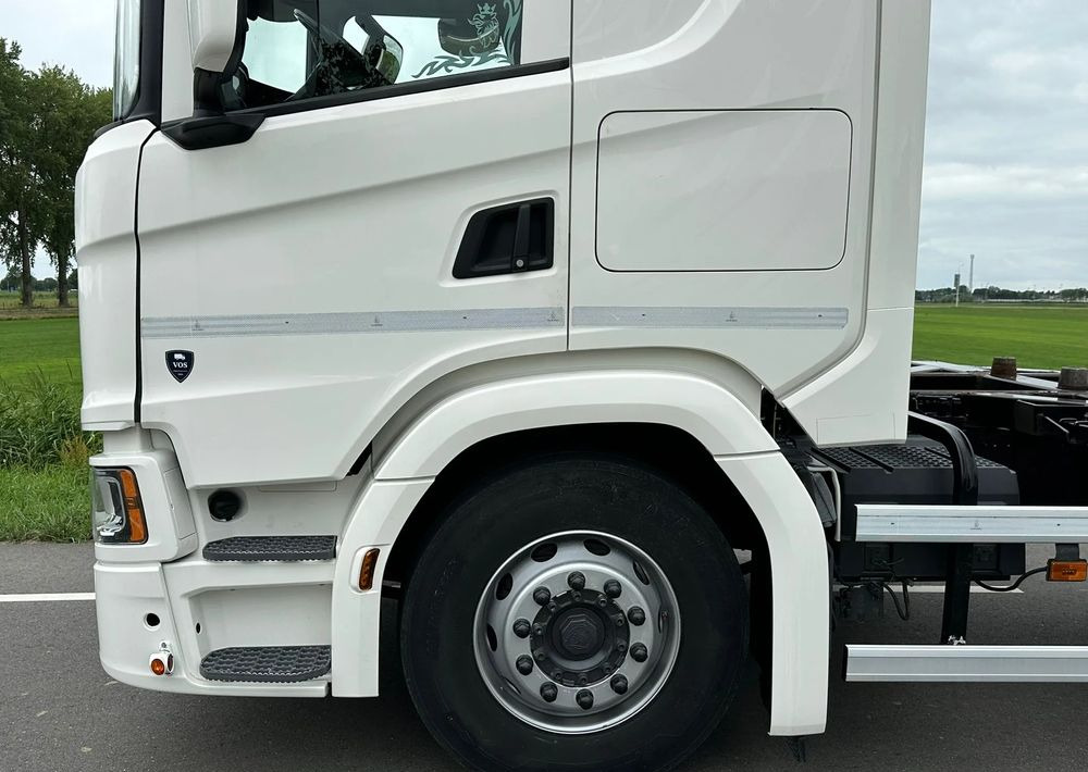 Camión chasis Scania G450 / G410 / BDF / RAMA / E6 / CAŁA NA PODUSZKACH / ROZSTAW OSI 5.5M / LAWETA / DO ŻYWCA / DO BYDŁA / SKÓRY / DO ZABUDOWY / SPROWADZONA: foto 7