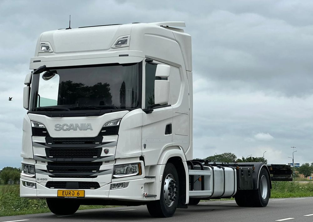 Scania G450 / G410 / BDF / RAMA / E6 / CAŁA NA PODUSZKACH / ROZSTAW OSI 5.5M / LAWETA / DO ŻYWCA / DO BYDŁA / SKÓRY / DO ZABUDOWY / SPROWADZONA - Camión chasis: foto 1 Scania G450 / G410 / BDF / RAMA / E6 / CAŁA NA PODUSZKACH / ROZSTAW OSI 5.5M / LAWETA / DO ŻYWCA / DO BYDŁA / SKÓRY / DO ZABUDOWY / SPROWADZONA - Camión chasis: foto 1