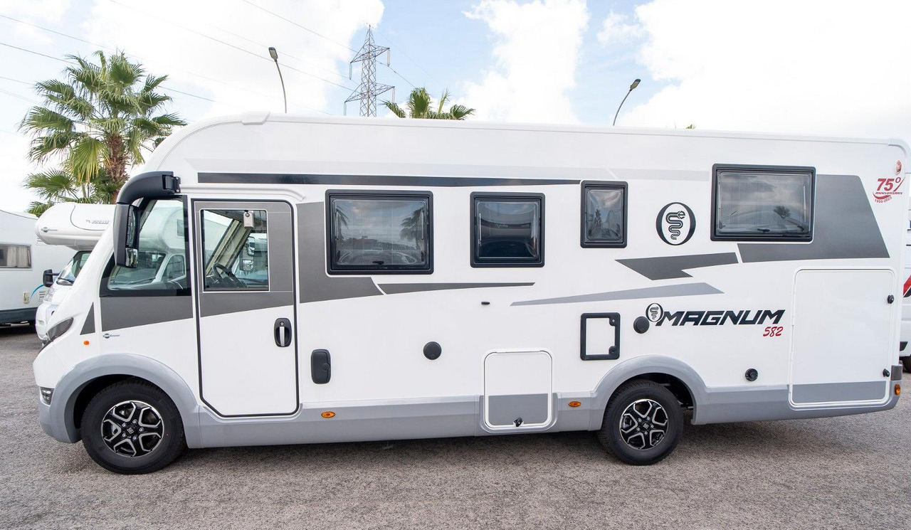 Elnagh magnum 582 - Autocaravana integral: foto 2 Elnagh magnum 582 - Autocaravana integral: foto 2