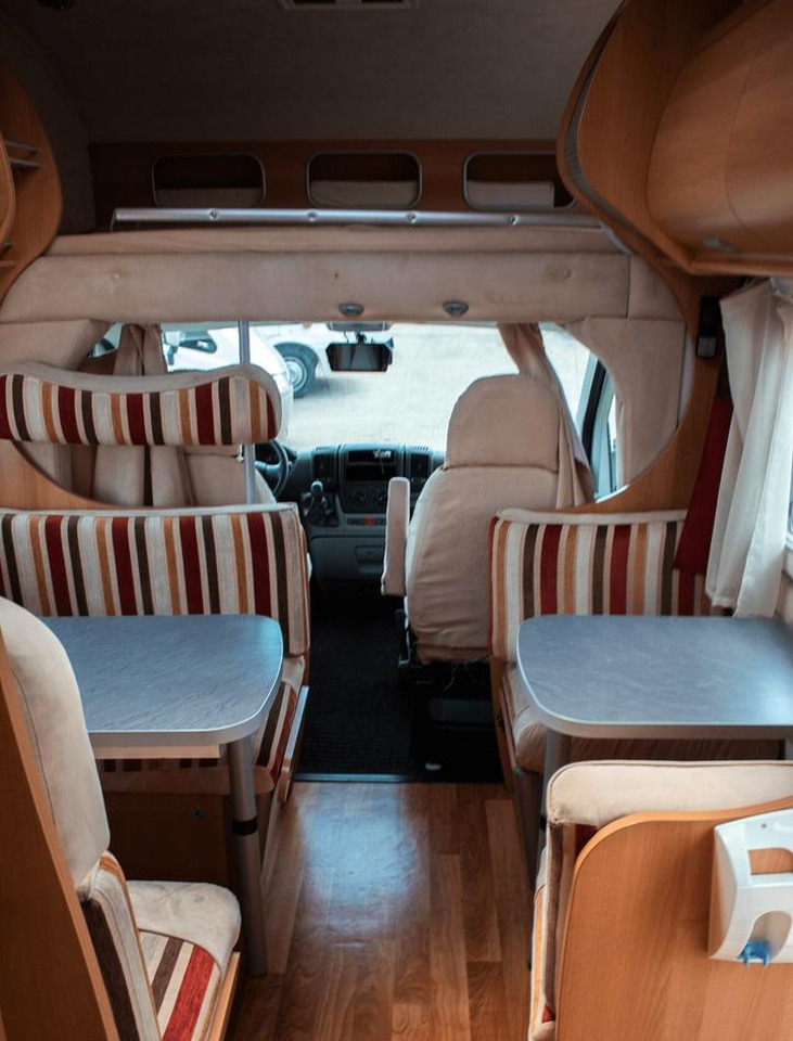 Elnagh prince 57 - Autocaravana capuchina: foto 5 Elnagh prince 57 - Autocaravana capuchina: foto 5