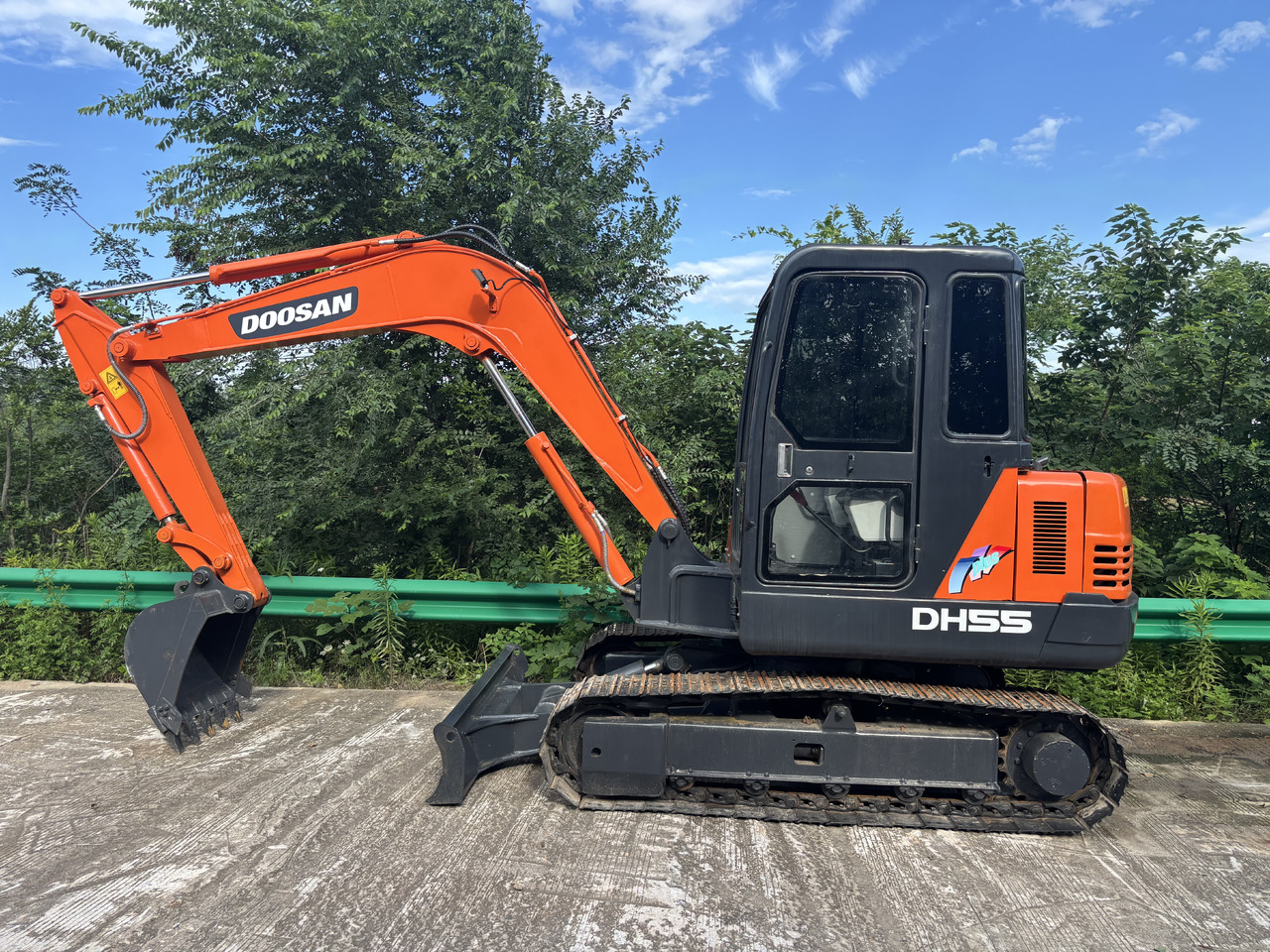 Doosan DH 55-7 DH55 - Miniexcavadora: foto 1 Doosan DH 55-7 DH55 - Miniexcavadora: foto 1