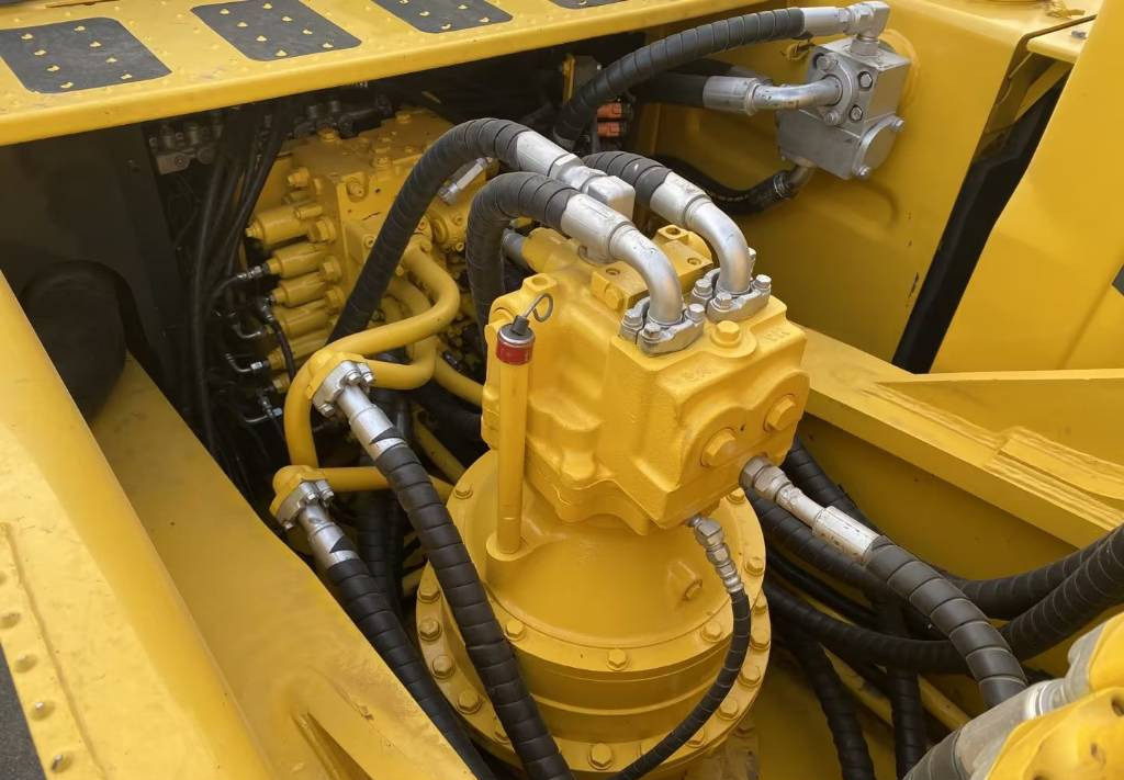 Excavadora de cadenas KOMATSU PC 450-8: foto 7
