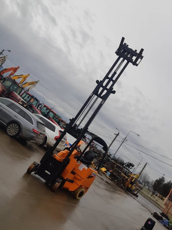 Carretilla elevadora eléctrica Bendi BE2147ss: foto 6