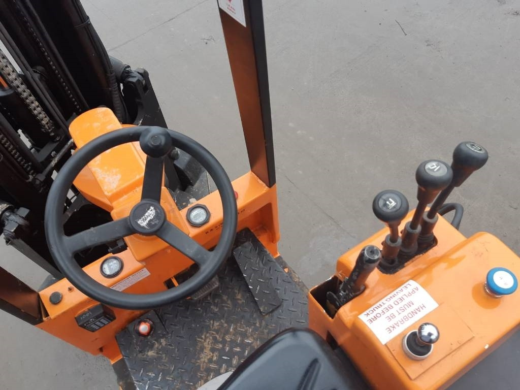 Carretilla elevadora eléctrica Bendi BE2147ss: foto 8