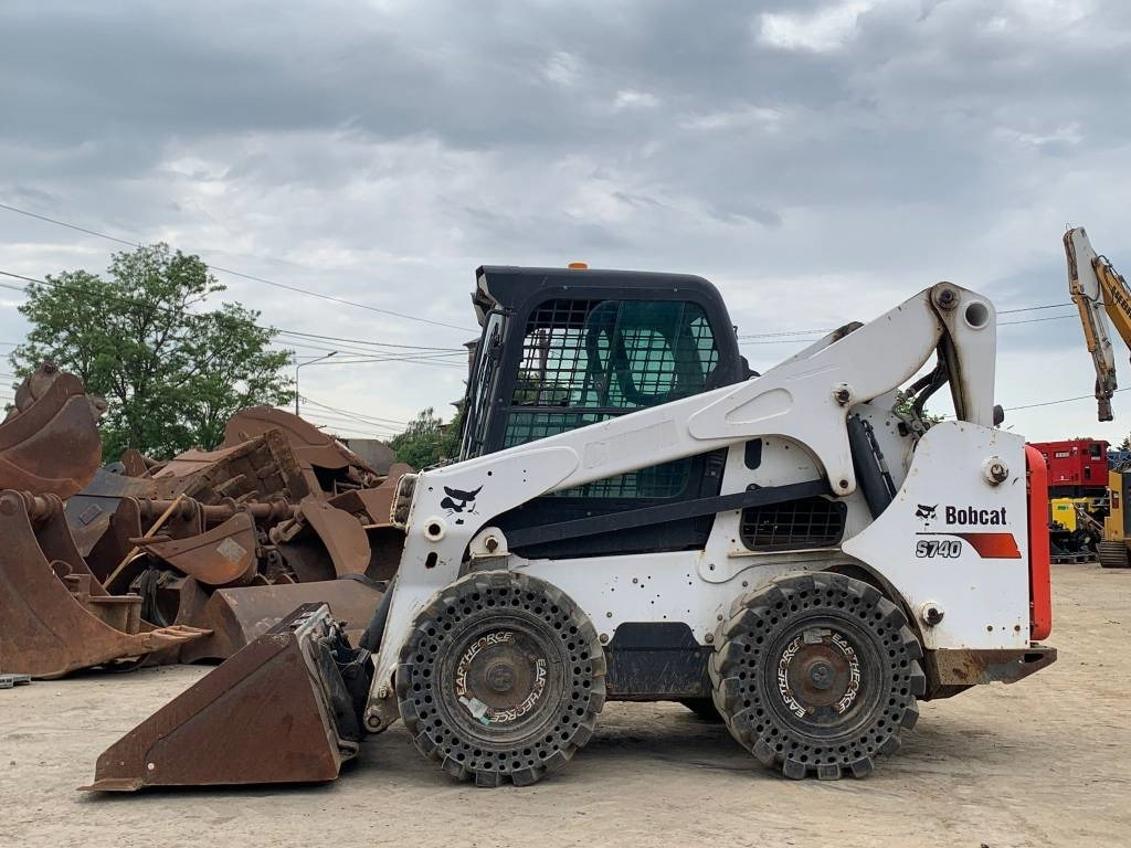 Bobcat S 740 - Minicargadora: foto 2 Bobcat S 740 - Minicargadora: foto 2