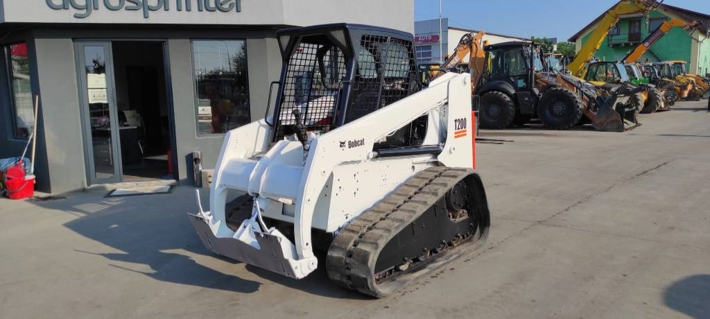 Bobcat T 200 - Minicargadora de cadenas: foto 1 Bobcat T 200 - Minicargadora de cadenas: foto 1
