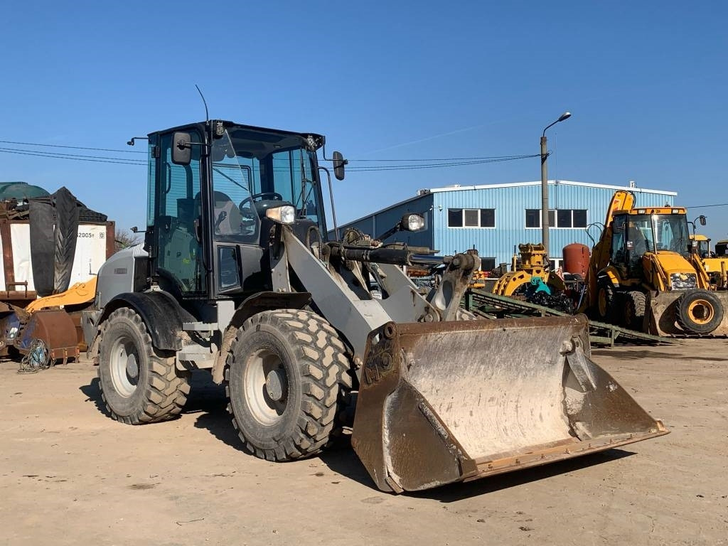 CAT 908H - Cargadora de ruedas: foto 5 CAT 908H - Cargadora de ruedas: foto 5