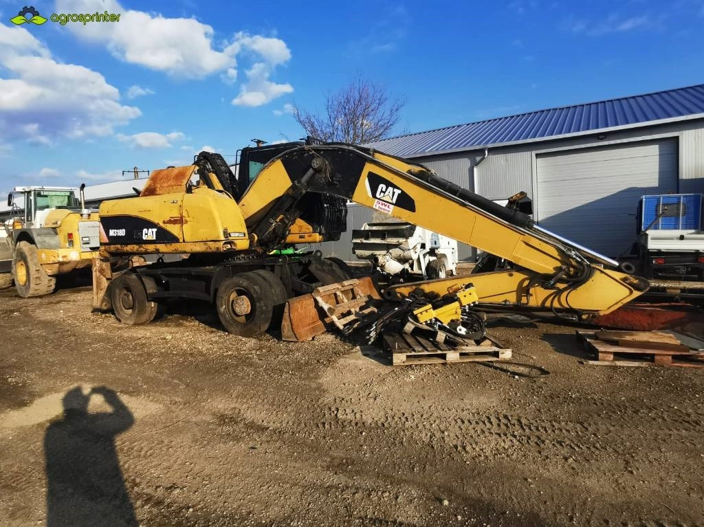 CAT M 318 D - Manipulador de materiales: foto 1 CAT M 318 D - Manipulador de materiales: foto 1