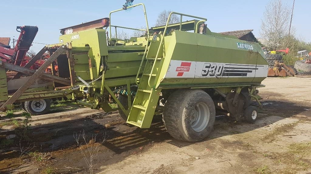 Fortschritt 530 - Empacadora de pacas cuadradas: foto 5 Fortschritt 530 - Empacadora de pacas cuadradas: foto 5