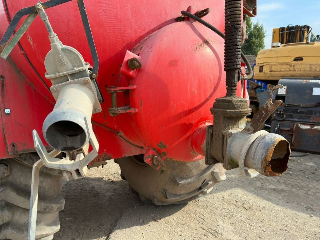 Herbst T2000R - Cuba de purín: foto 4 Herbst T2000R - Cuba de purín: foto 4