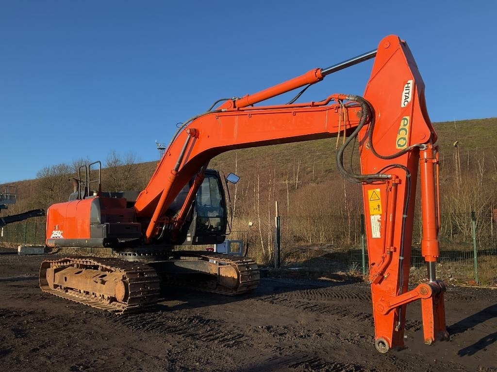 Hitachi ZX 250 LC-6 - Excavadora de cadenas: foto 4 Hitachi ZX 250 LC-6 - Excavadora de cadenas: foto 4