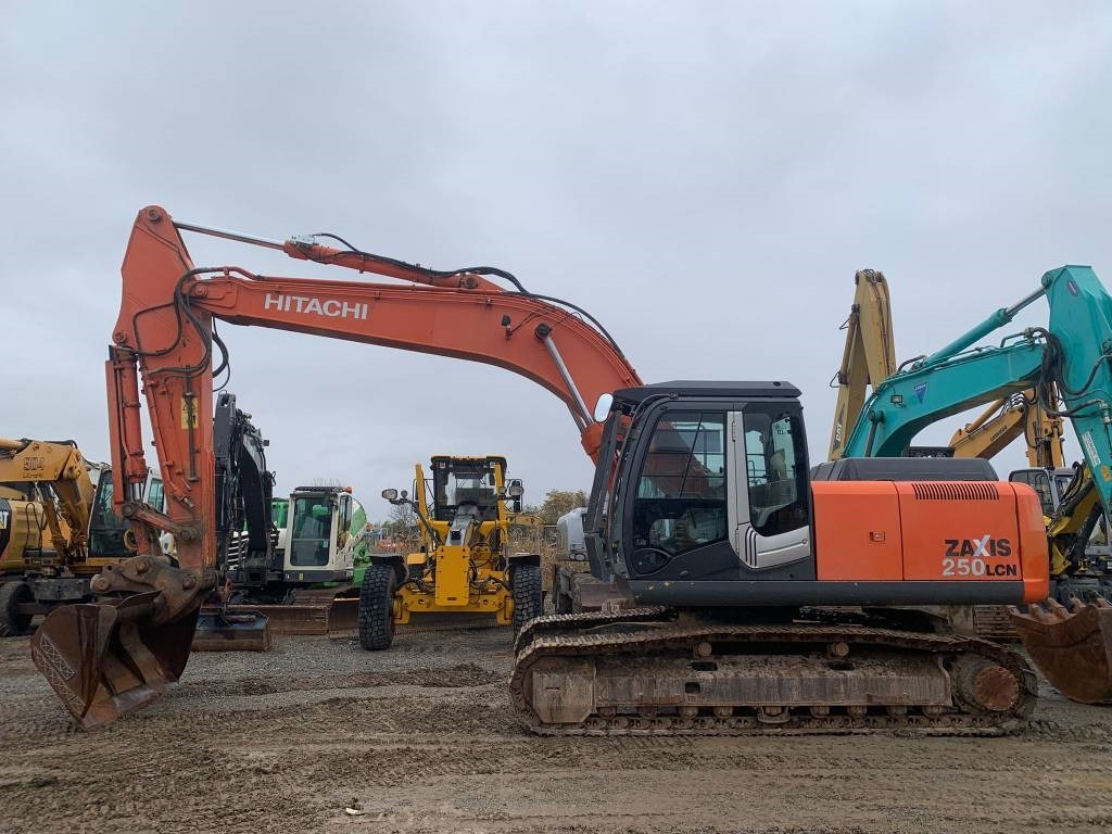 Hitachi ZX 250 LC N-3 - Excavadora de cadenas: foto 2 Hitachi ZX 250 LC N-3 - Excavadora de cadenas: foto 2