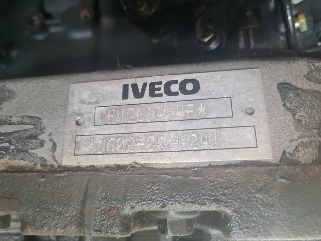 Iveco F4GE9484F ENGINE - Motor para Maquinaria de construcción: foto 4 Iveco F4GE9484F ENGINE - Motor para Maquinaria de construcción: foto 4