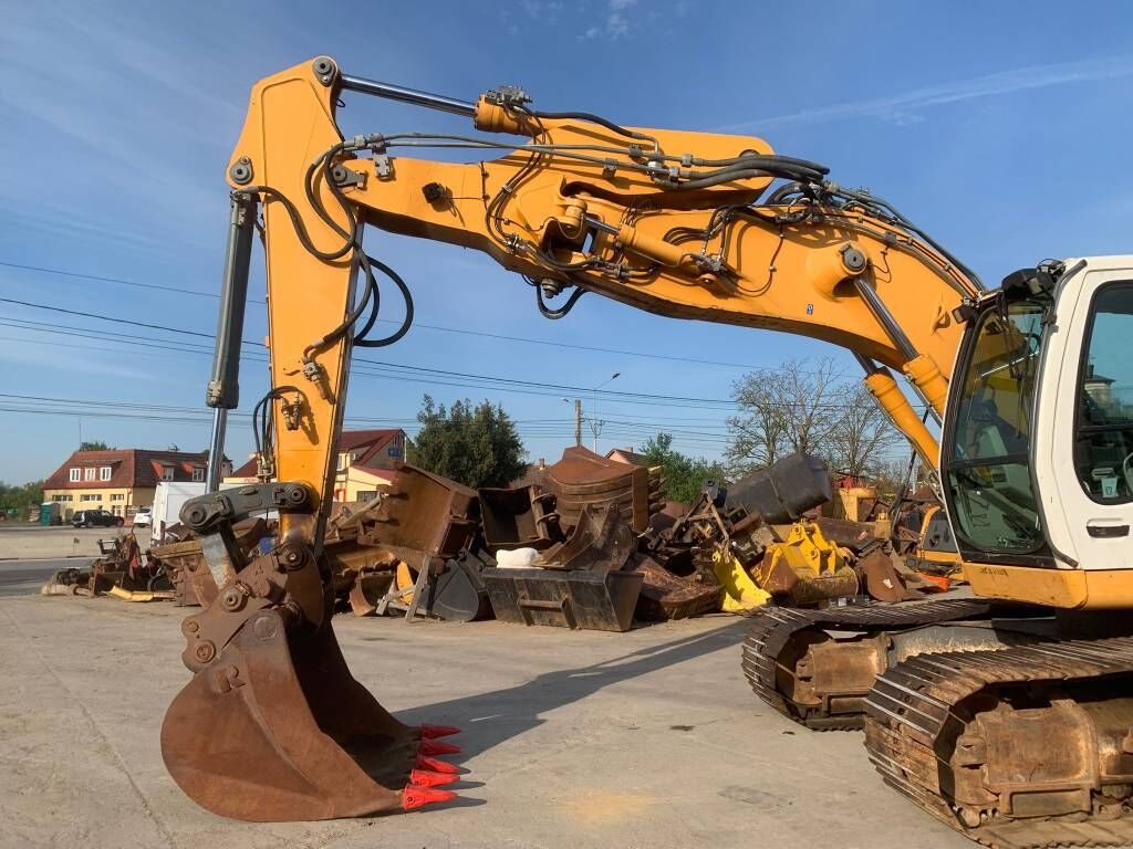 Liebherr R 906 LC - Excavadora de cadenas: foto 4 Liebherr R 906 LC - Excavadora de cadenas: foto 4