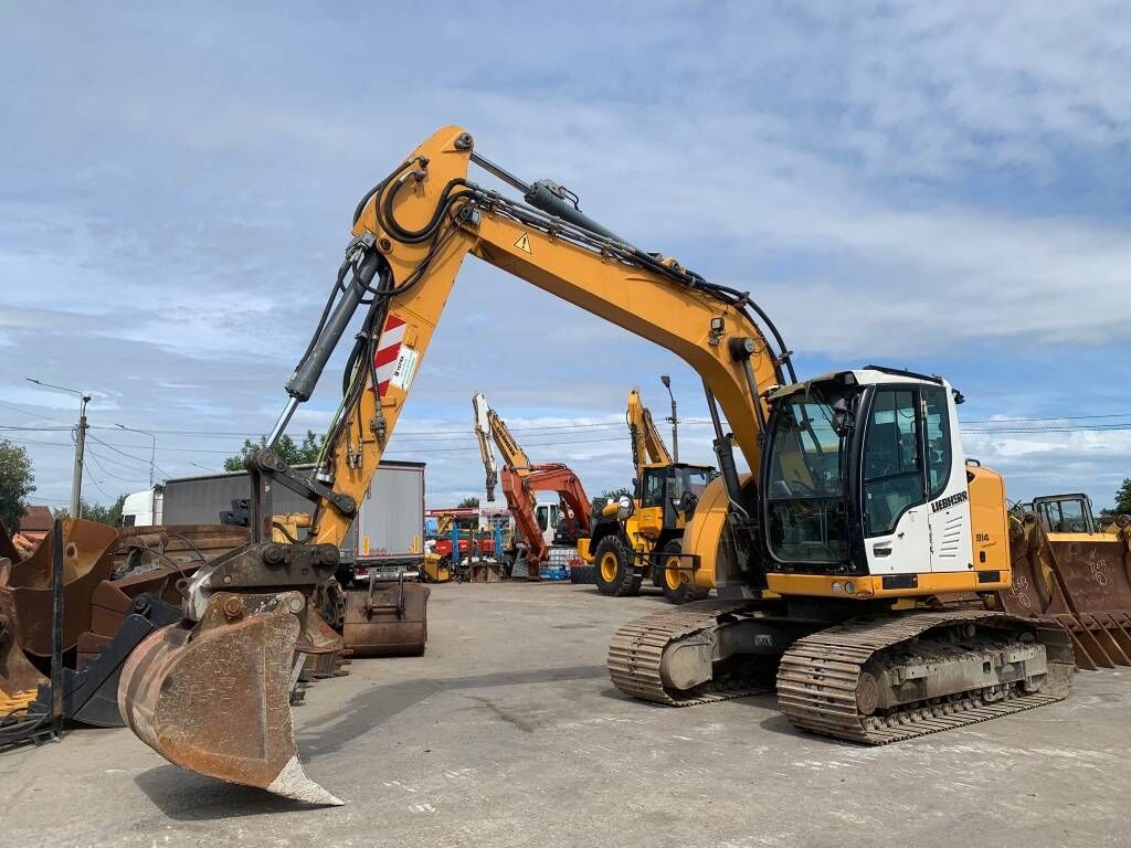 Liebherr R 914 Compact Litronic Liebherr R 914 Compact Litronic - Excavadora de ruedas: foto 1 Liebherr R 914 Compact Litronic Liebherr R 914 Compact Litronic - Excavadora de ruedas: foto 1