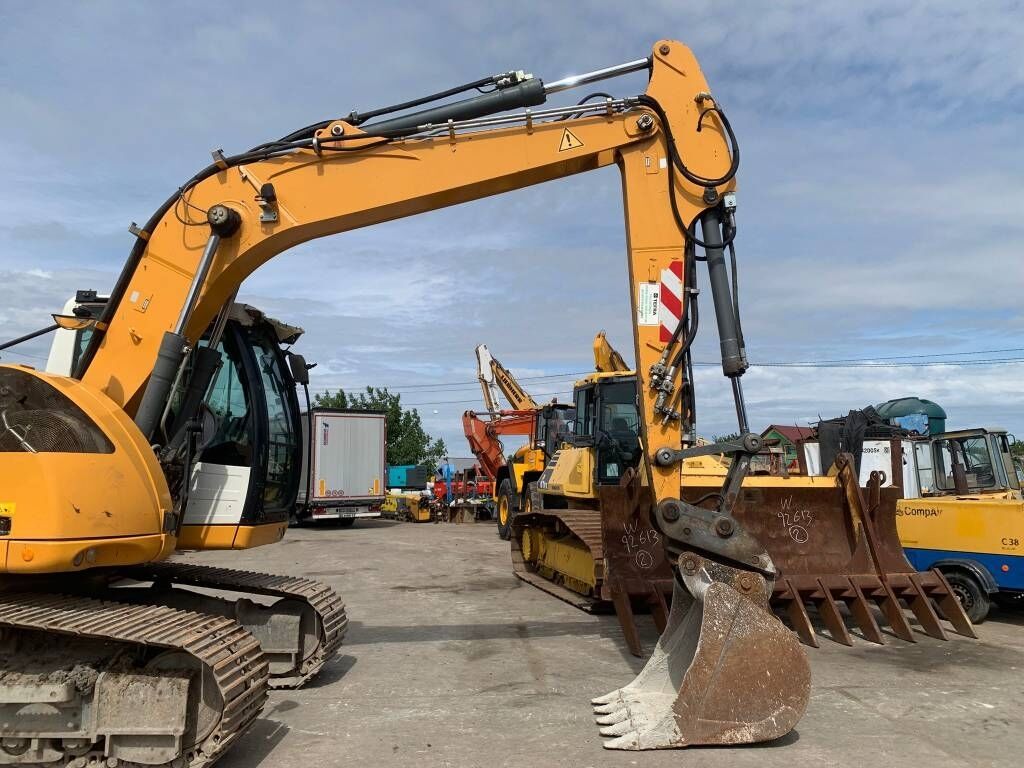 Liebherr R 914 Compact Litronic Liebherr R 914 Compact Litronic - Excavadora de ruedas: foto 5 Liebherr R 914 Compact Litronic Liebherr R 914 Compact Litronic - Excavadora de ruedas: foto 5