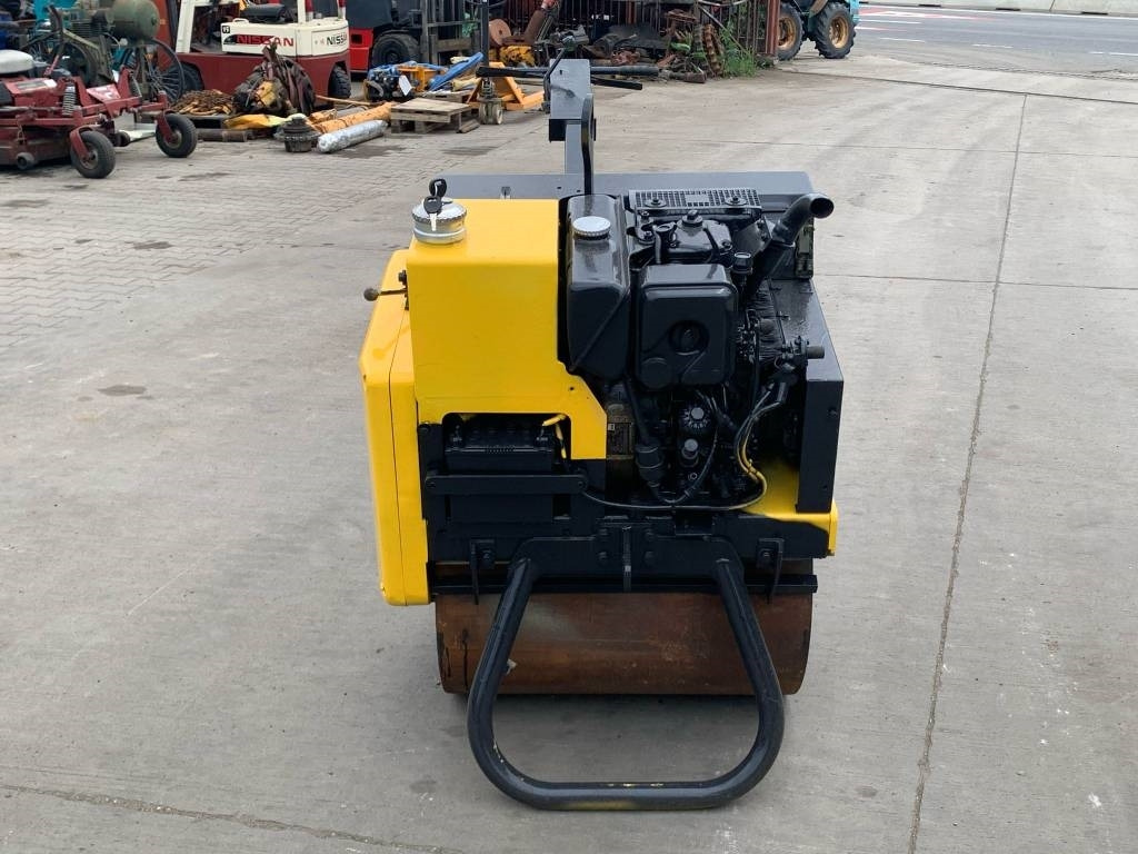 Mecalac MBR 71 - Mini compactadora: foto 2 Mecalac MBR 71 - Mini compactadora: foto 2