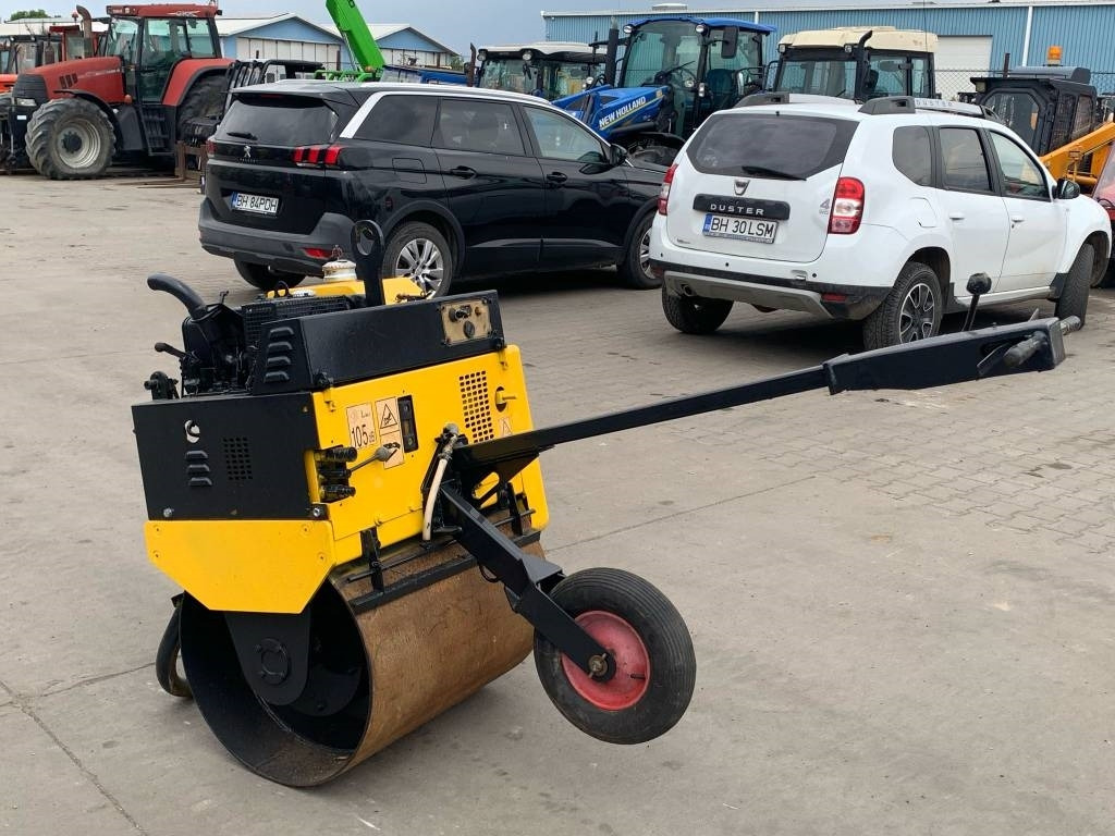Mecalac MBR 71 - Mini compactadora: foto 4 Mecalac MBR 71 - Mini compactadora: foto 4