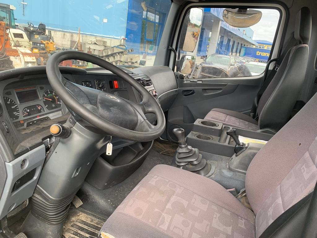Leasing de Mercedes-Benz Atego 818  Mercedes-Benz Atego 818: foto 9