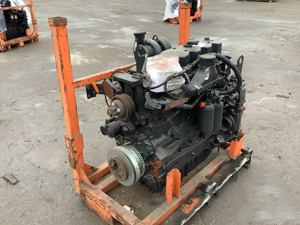 New Holland F4DE9687J*J100 - Motor para Maquinaria de construcción: foto 1 New Holland F4DE9687J*J100 - Motor para Maquinaria de construcción: foto 1