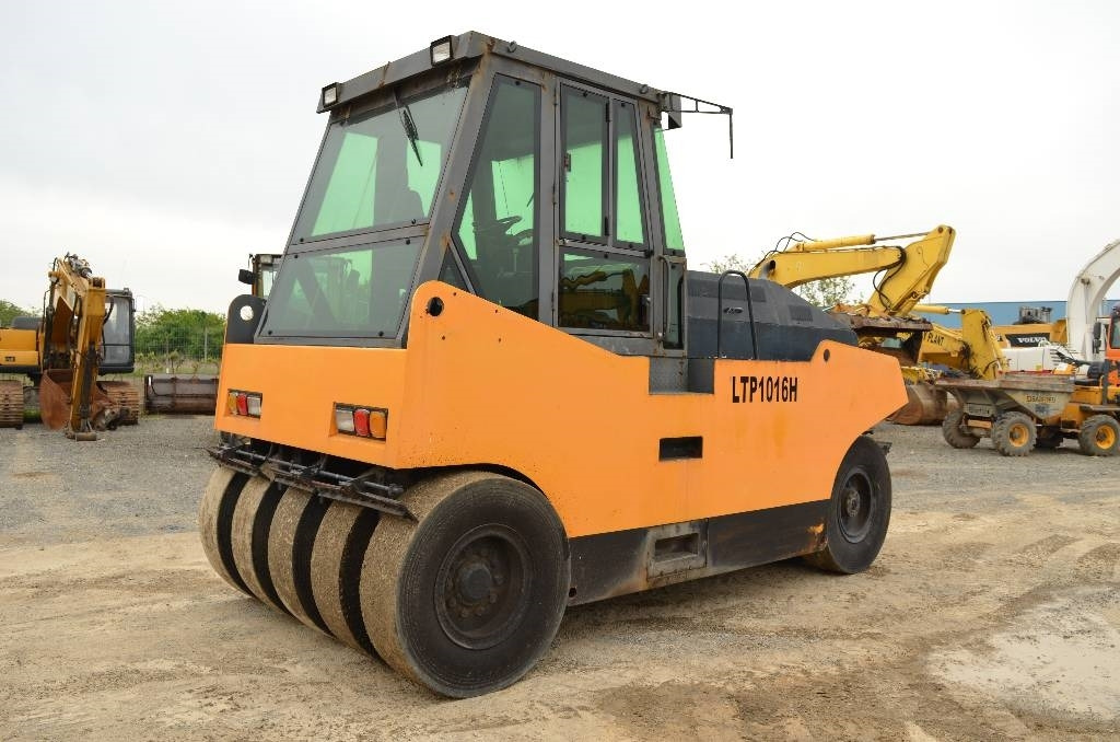 Sinoway LTP1016H - Rodillo de neumáticos: foto 3 Sinoway LTP1016H - Rodillo de neumáticos: foto 3