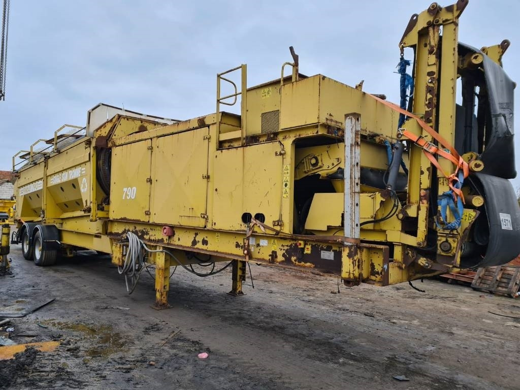 Terex Finlay 790 - Cribadora: foto 3 Terex Finlay 790 - Cribadora: foto 3