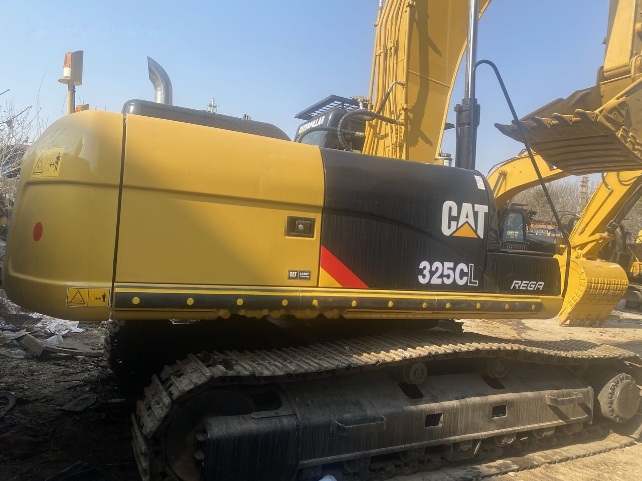 Caterpillar 325CL - Excavadora de cadenas: foto 1 Caterpillar 325CL - Excavadora de cadenas: foto 1