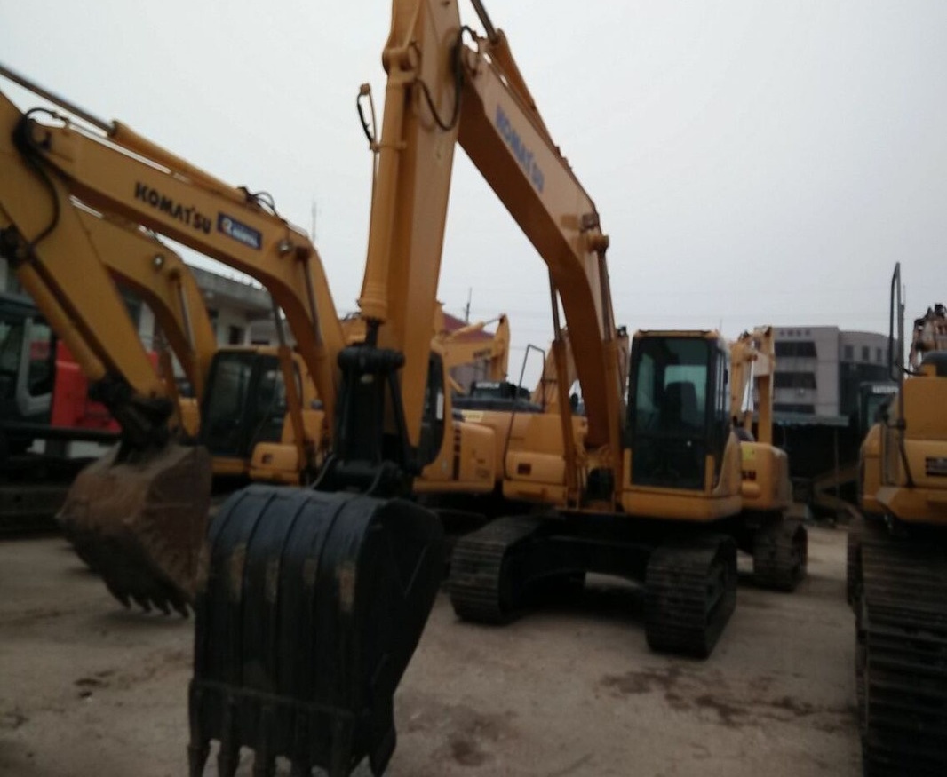 Komatsu PC200-7 - Excavadora de cadenas: foto 5 Komatsu PC200-7 - Excavadora de cadenas: foto 5