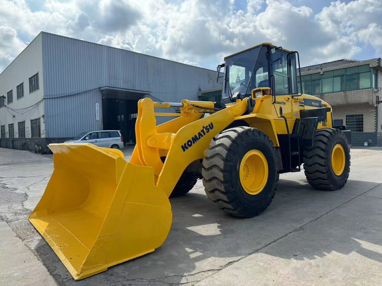 Komatsu WA320-5 - Cargadora de ruedas: foto 5 Komatsu WA320-5 - Cargadora de ruedas: foto 5