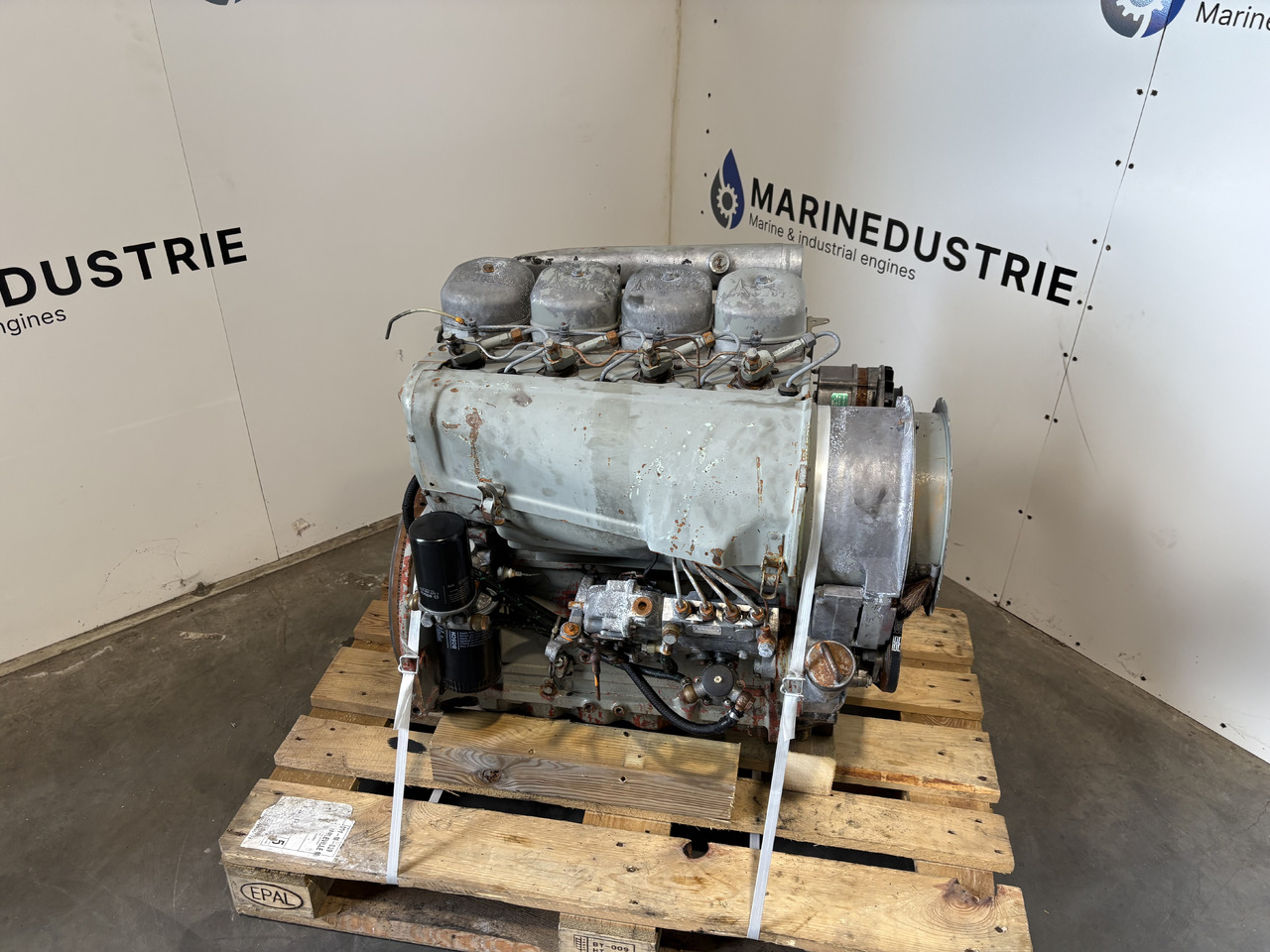 DEUTZ F4L 912 - Motor para Maquinaria de construcción: foto 1 DEUTZ F4L 912 - Motor para Maquinaria de construcción: foto 1