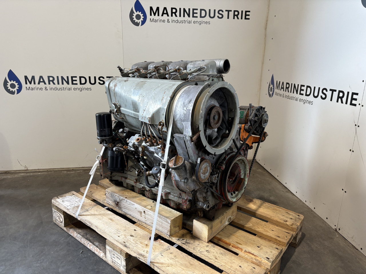 DEUTZ F4L 912 - Motor para Maquinaria de construcción: foto 2 DEUTZ F4L 912 - Motor para Maquinaria de construcción: foto 2