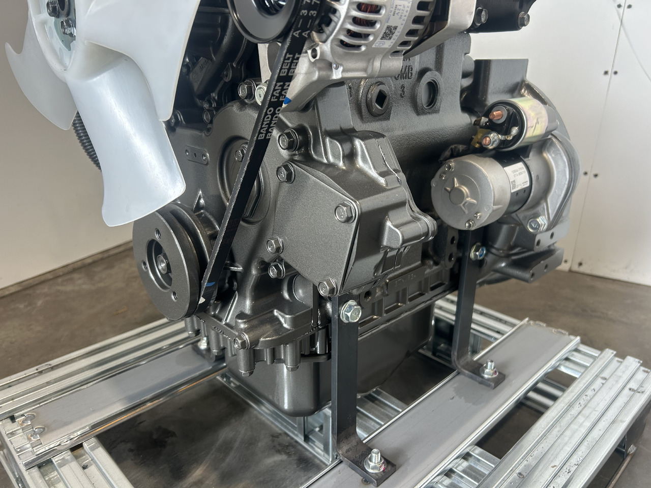 Motor para Excavadora Yanmar 3TNV82A: foto 11 Motor para Excavadora Yanmar 3TNV82A: foto 11