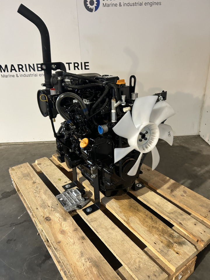 Yanmar 3TNV88F - Motor para Excavadora: foto 4 Yanmar 3TNV88F - Motor para Excavadora: foto 4