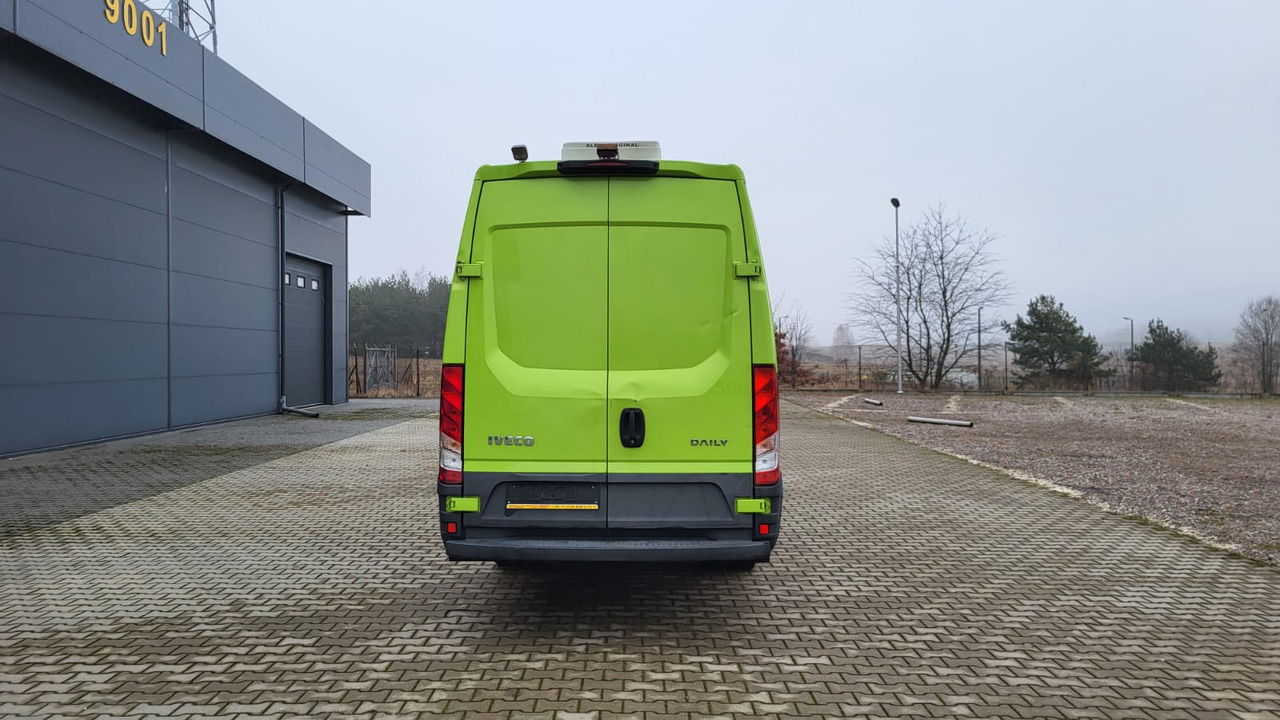 Minibús, Furgoneta de pasajeros Iveco Daily 24 places + 4 standing: foto 6